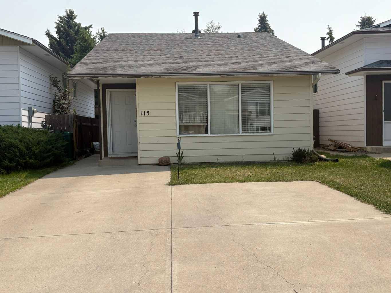 115 Cayuga CRES West, Lethbridge, AB T1K 5H4