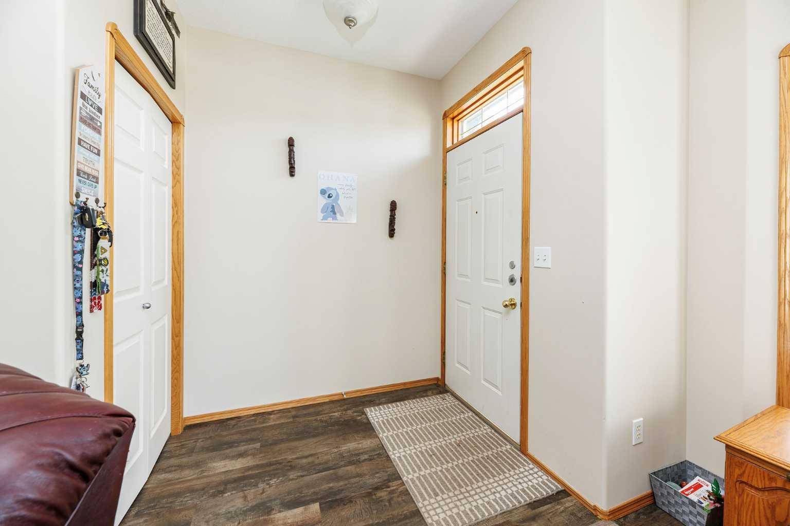 Red Deer, AB T4R 2Y3,57 Abel Close