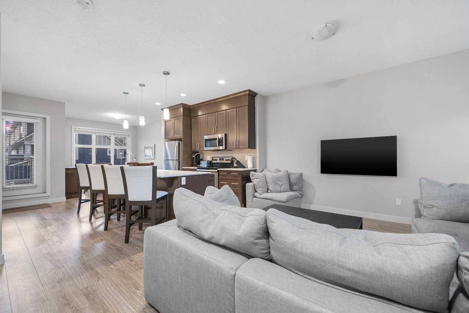 Calgary, AB T2X 1Y8,118 Silverado Plains PARK SW