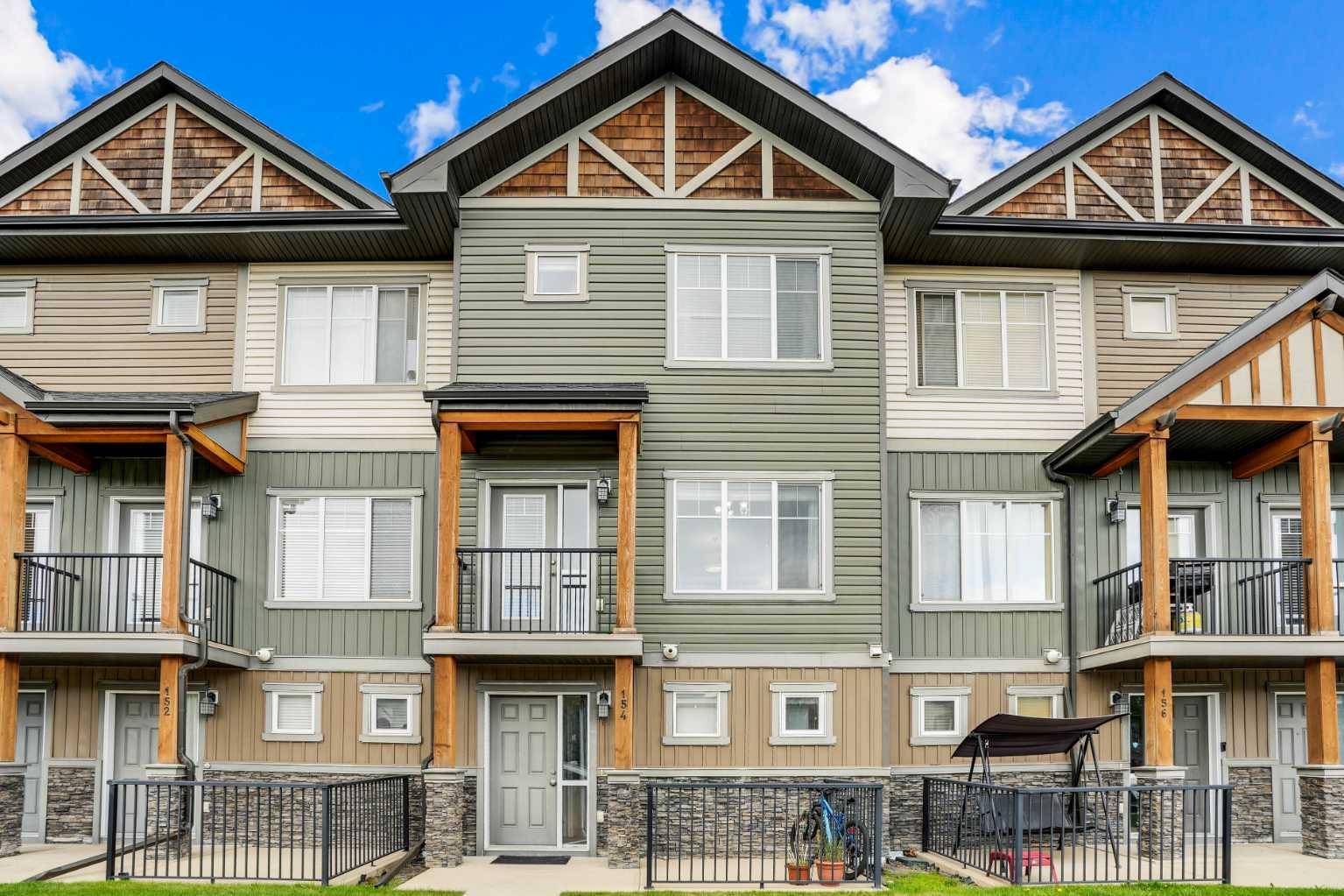 154 Skyview Springs MNR Northeast, Calgary, AB T3N0A7