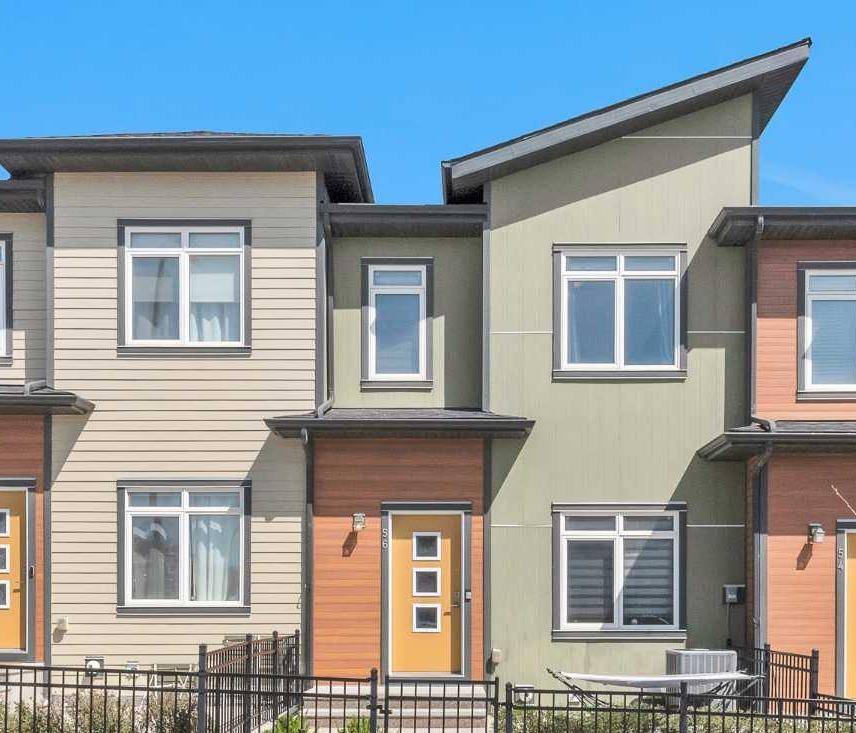 56 Sage Bluff MNR Northwest, Calgary, AB T3R 1T5