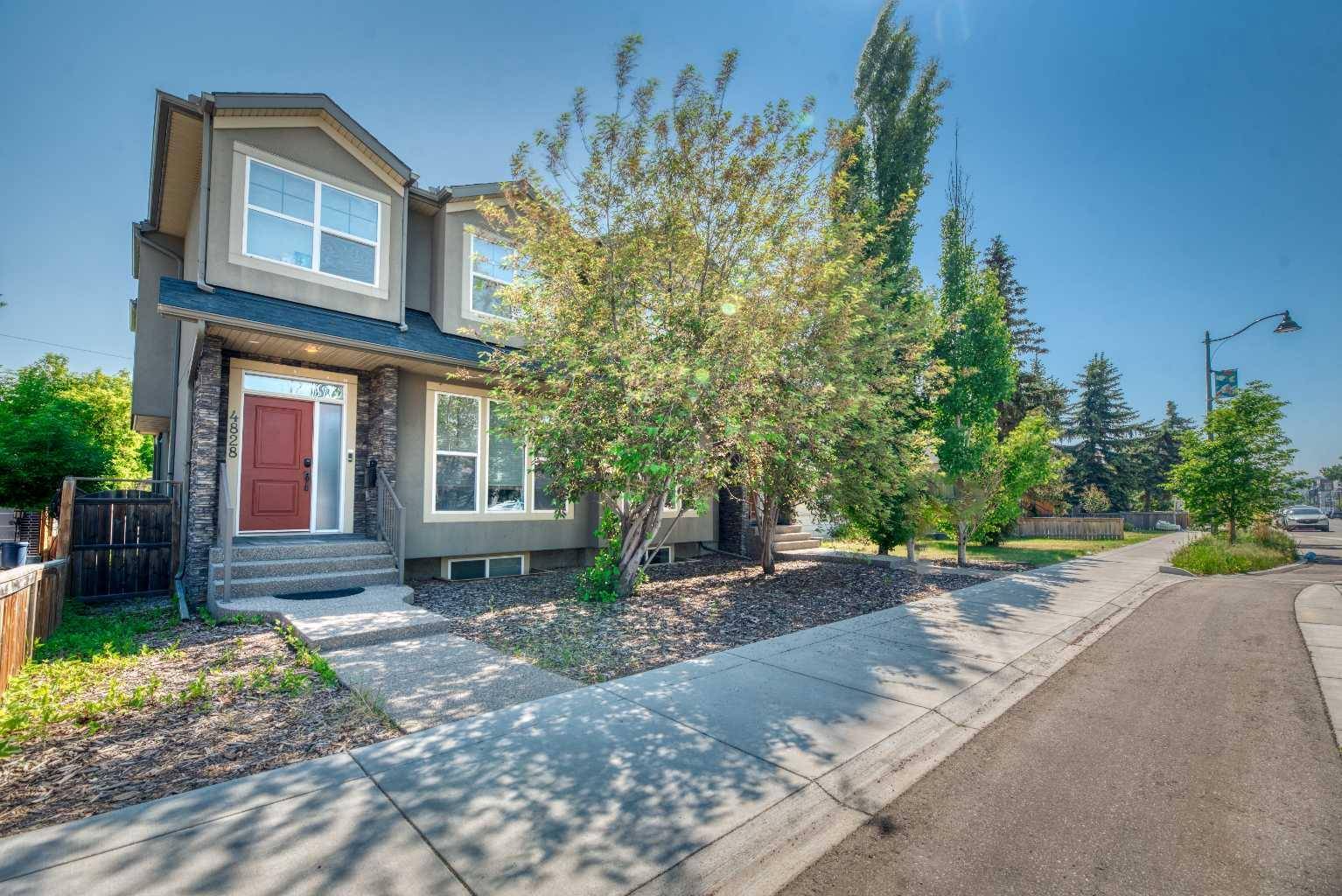 Calgary, AB T3B 0B7,4826 Bowness RD NW