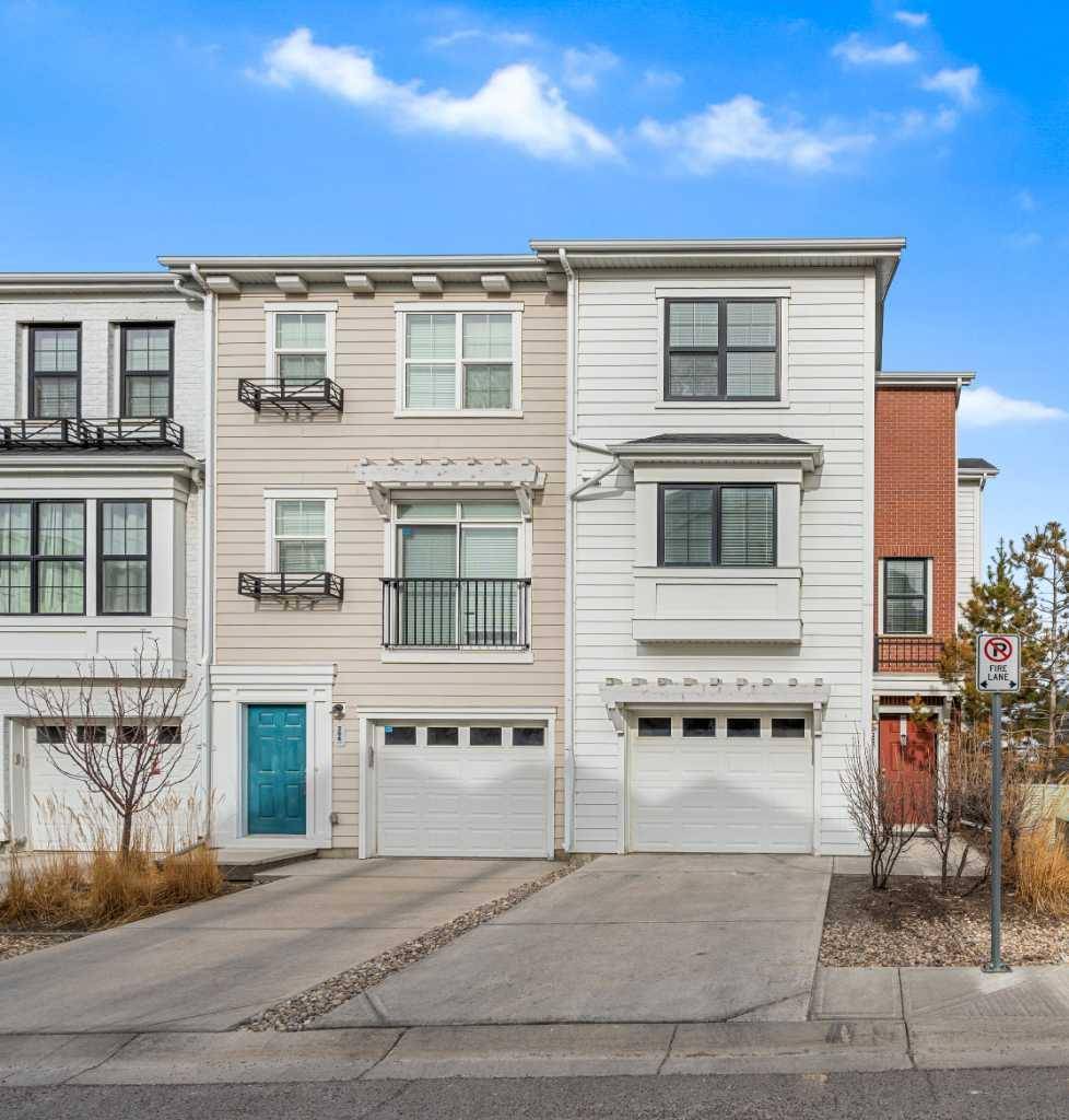 202 Nolanfield Villas Northwest, Calgary, AB T3R 0T9