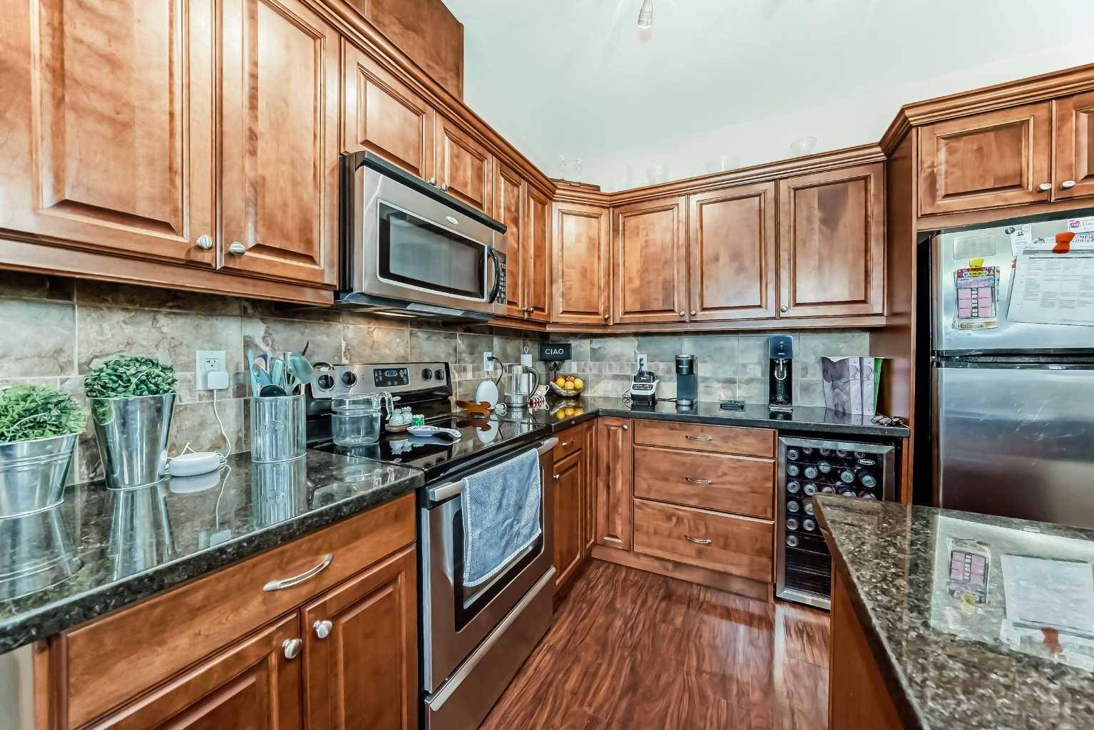 Sylvan Lake, AB T4S0G7,4707 50 ST #309