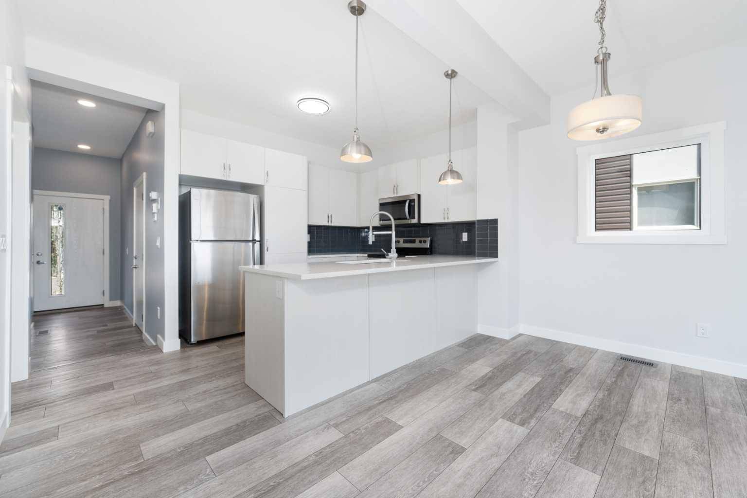 Calgary, AB T2X 2A7,62 Walden LN Southeast