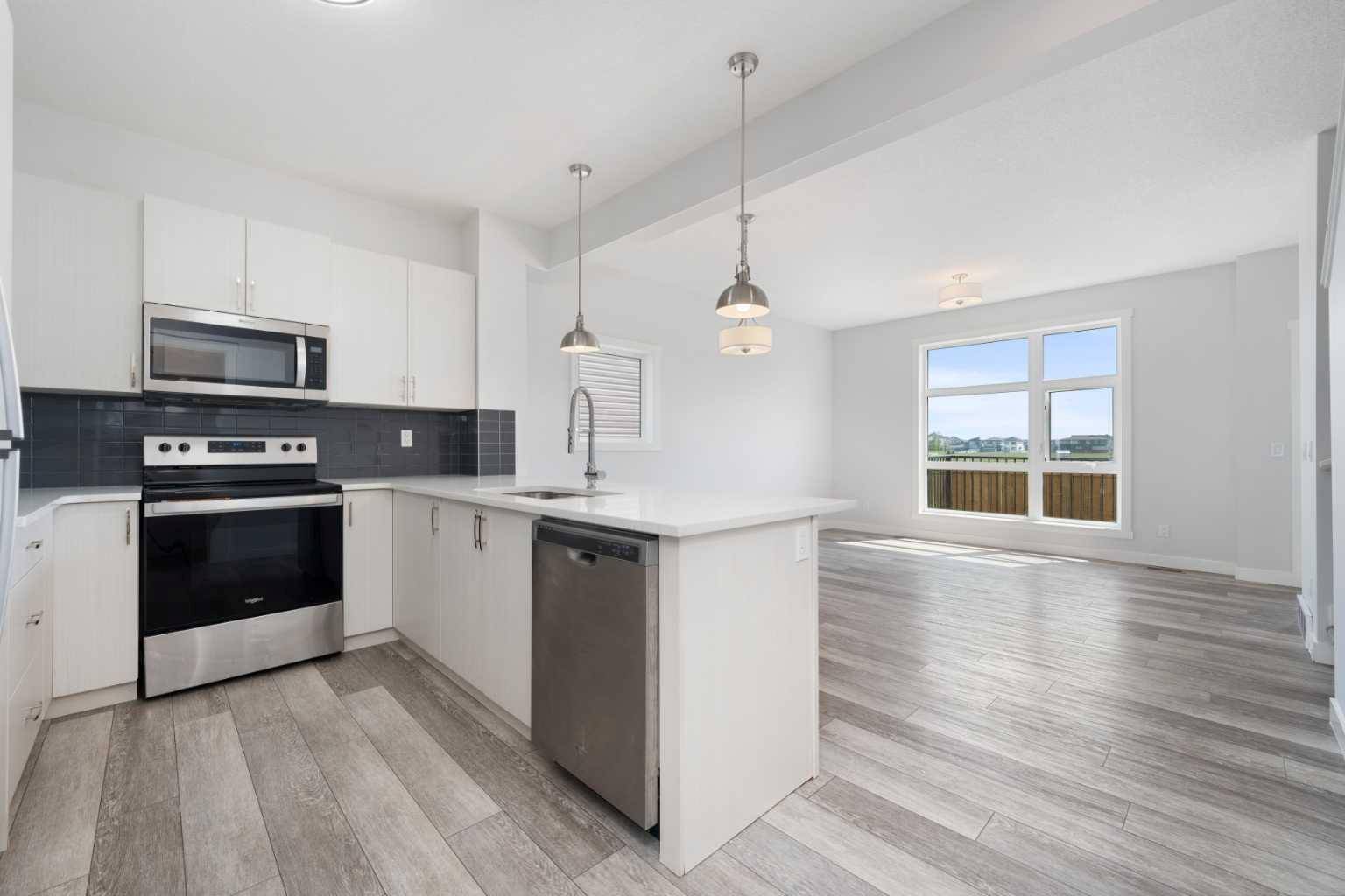 Calgary, AB T2X 2A7,62 Walden LN Southeast