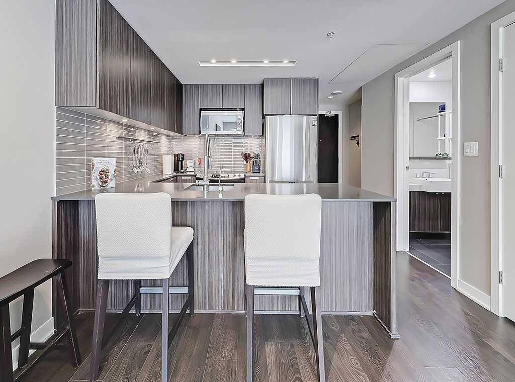 Calgary, AB T2R 0X4,626 14 AVE Southwest #205
