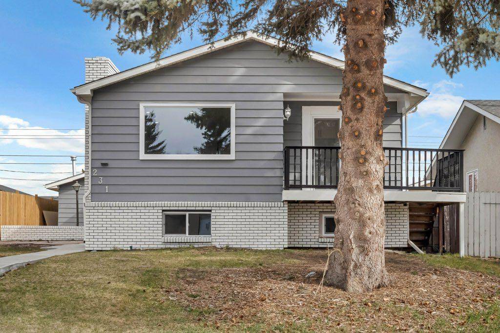 Calgary, AB T2A3S1,231 Penmeadows Close Southeast