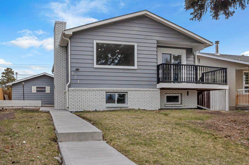 231 Penmeadows Close SE, Calgary, AB T2A3S1