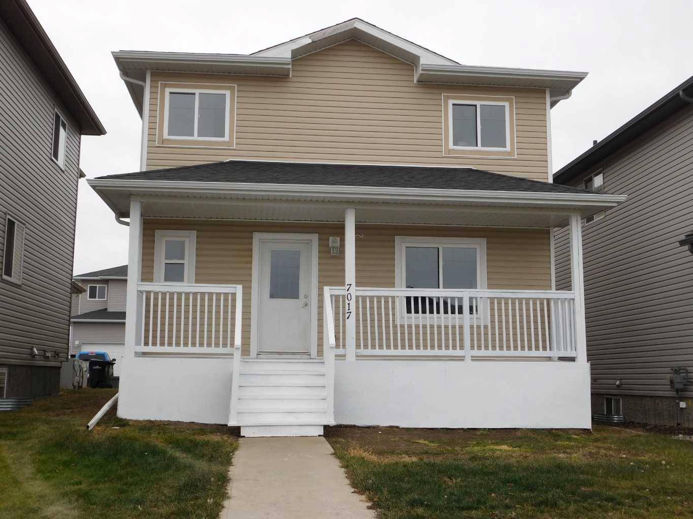 7017 50 AVE, Camrose, AB T4V 5E8