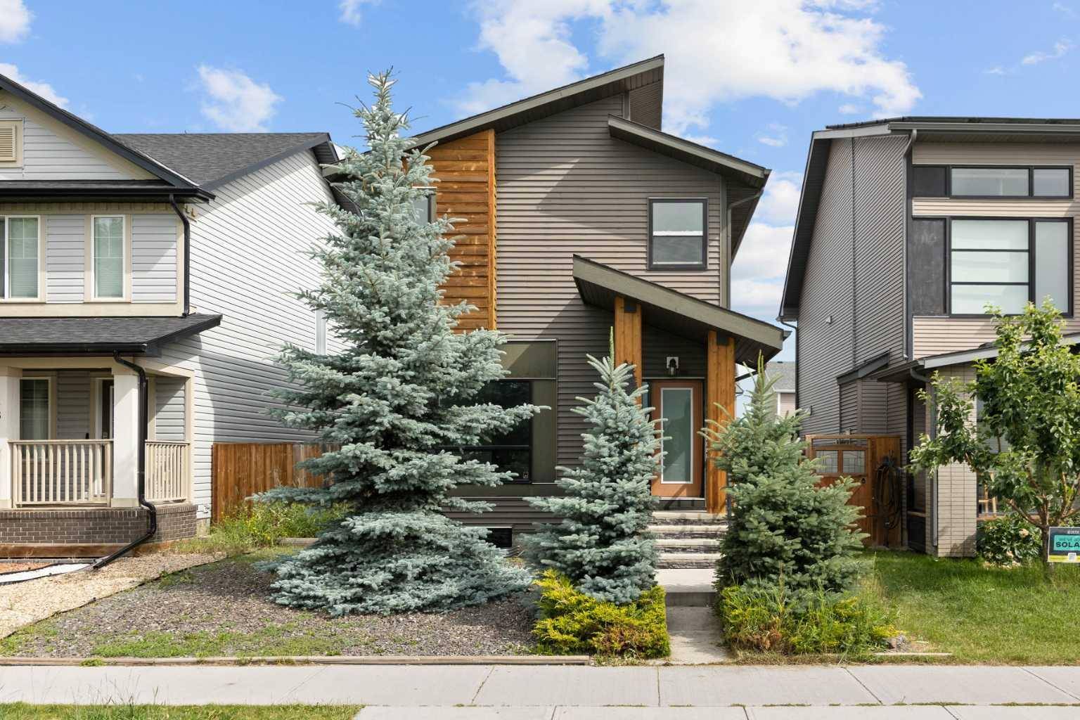 152 copperstone DR SE, Calgary, AB T2Z 5B4