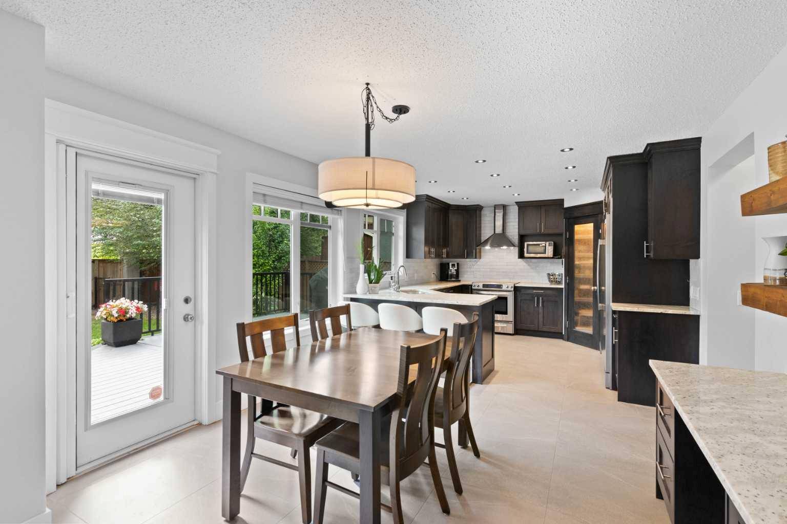 Calgary, AB T3H 2P1,19 Signal Ridge PL SW