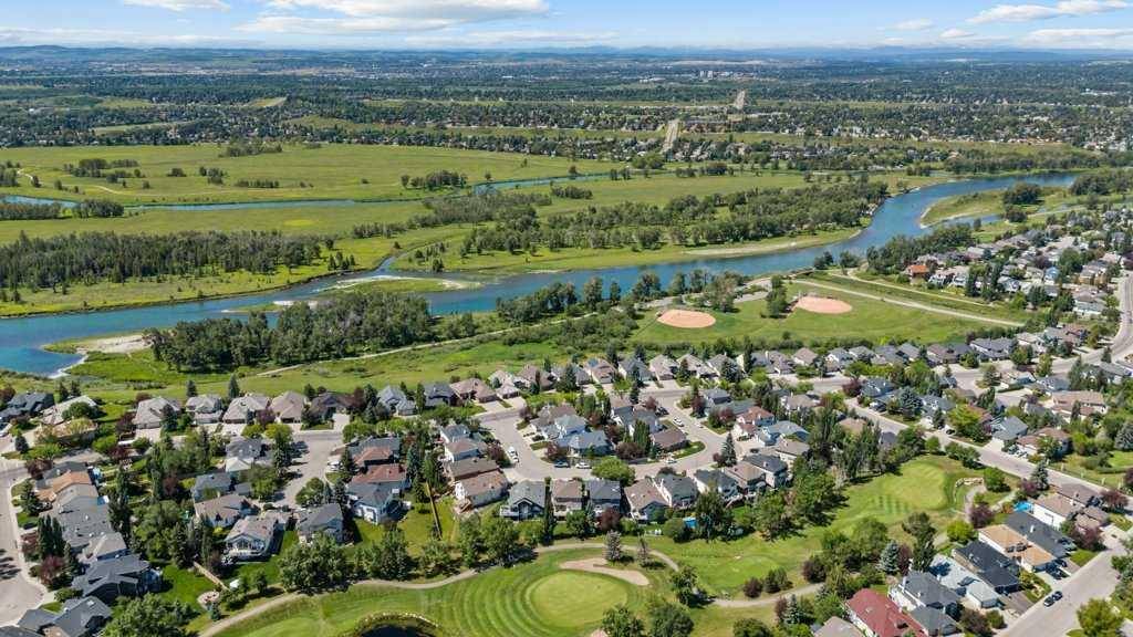 Calgary, AB T2Z 3B4,139 Douglasdale PT Southeast