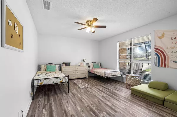 Denison, TX 75020,1224 S Lang Avenue
