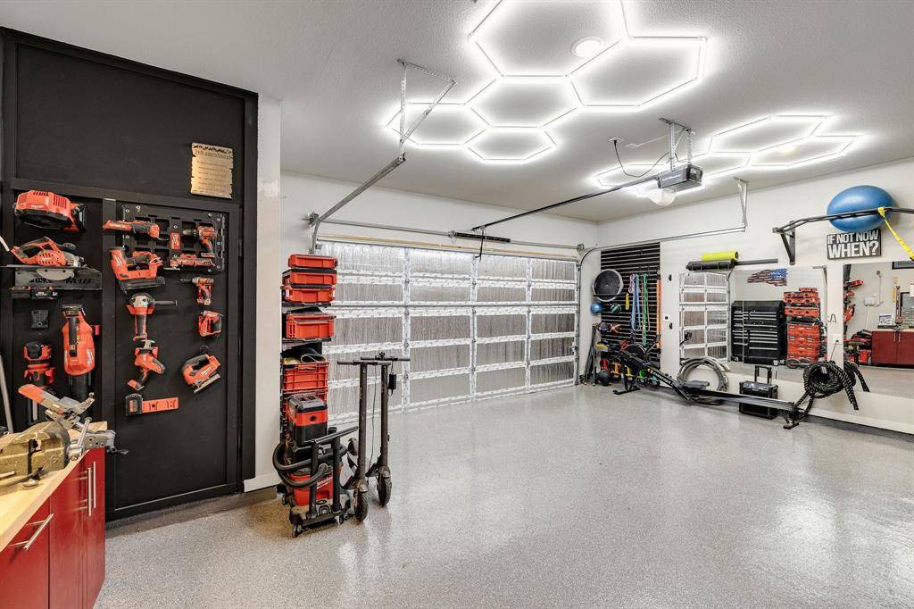 507 N Eagle Point Road, Van Alstyne, TX 75495