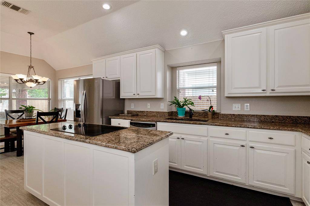 7951 Belladonna Drive, Fort Worth, TX 76123