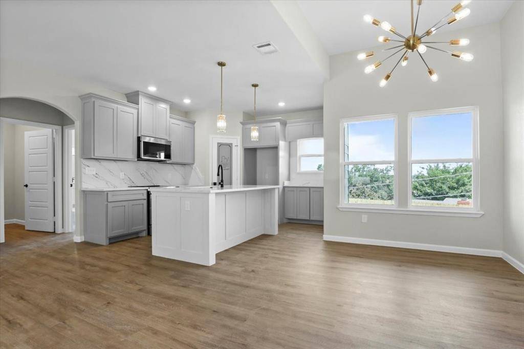 Fort Worth, TX 76119,2301 Donnyville
