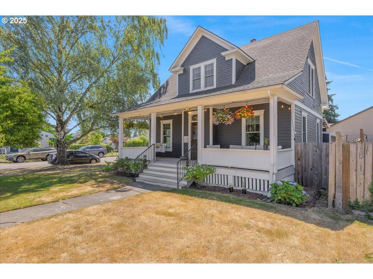 Newberg, OR 97132,1212 E 6TH ST