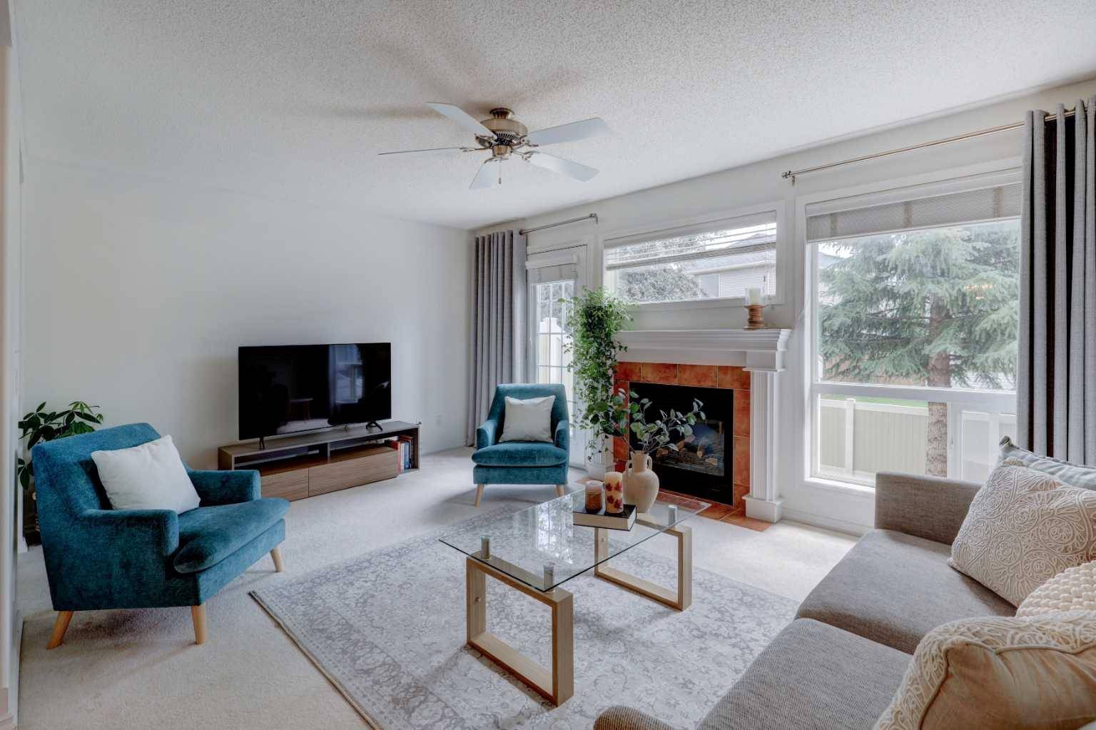 Calgary, AB T3G5W8,93 Royal Birch MT Northwest