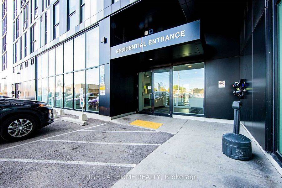 1900 Simcoe ST N #unit 231, Oshawa, ON L1G 4Y3