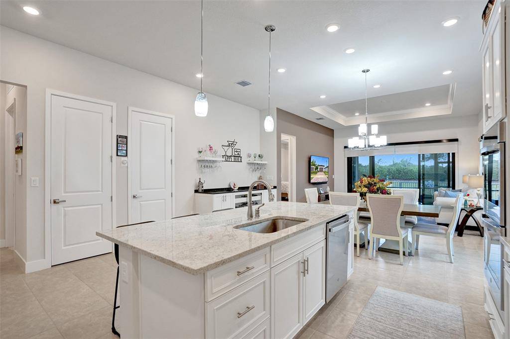 Parkland, FL 33067,8327 W Blue Spring Dr #8327
