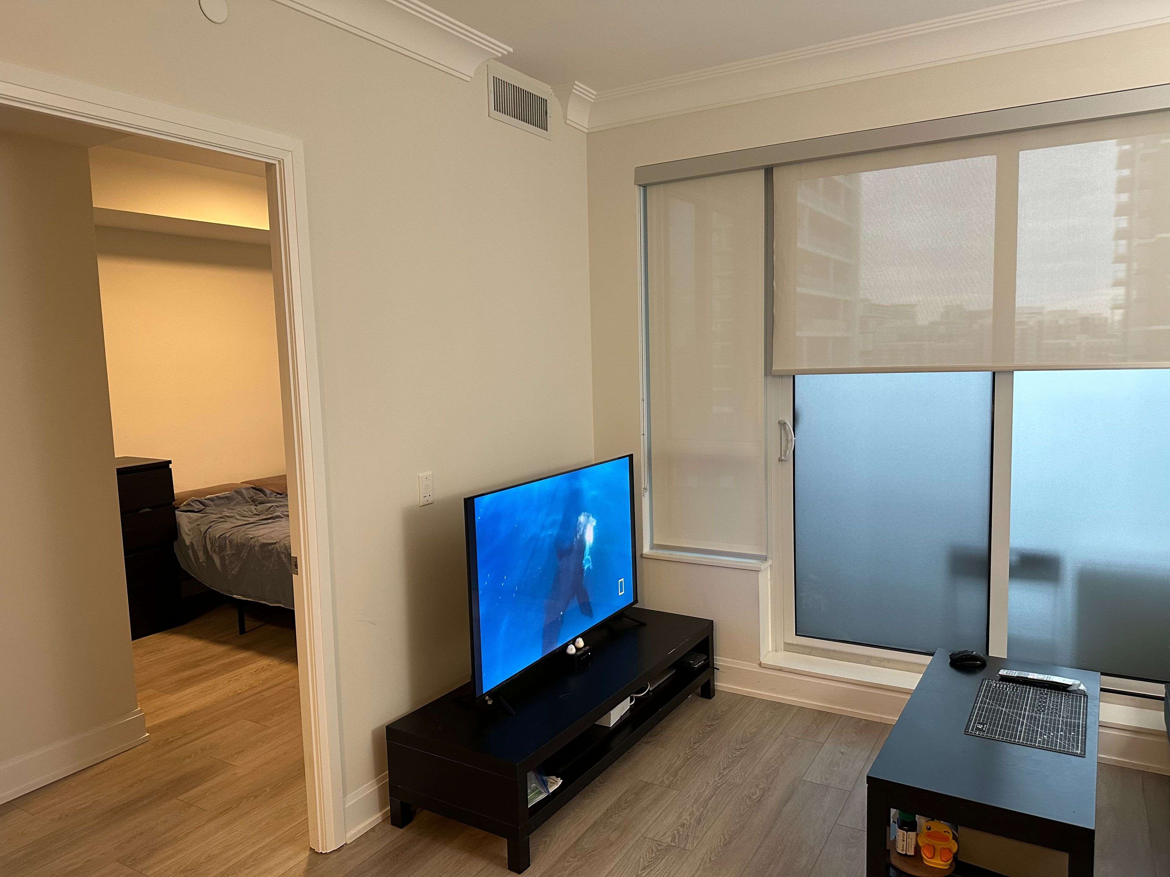 Markham, ON L3R 6M8,38 Water Walk DR #828