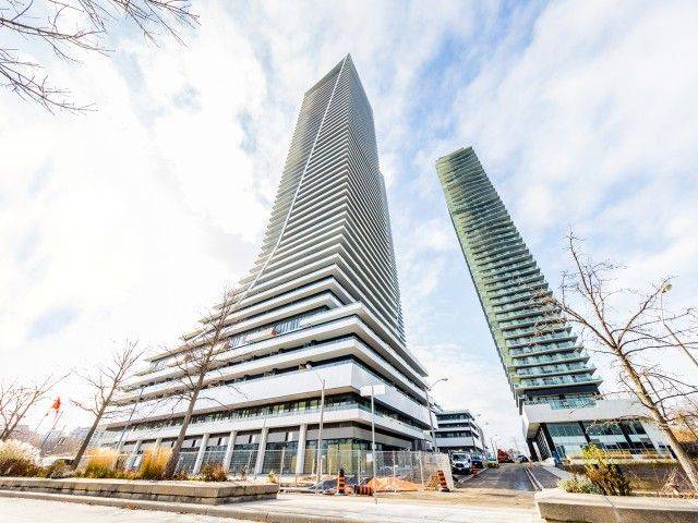 Toronto W06, ON M8V 1A1,20 Shore Breeze DR #3704