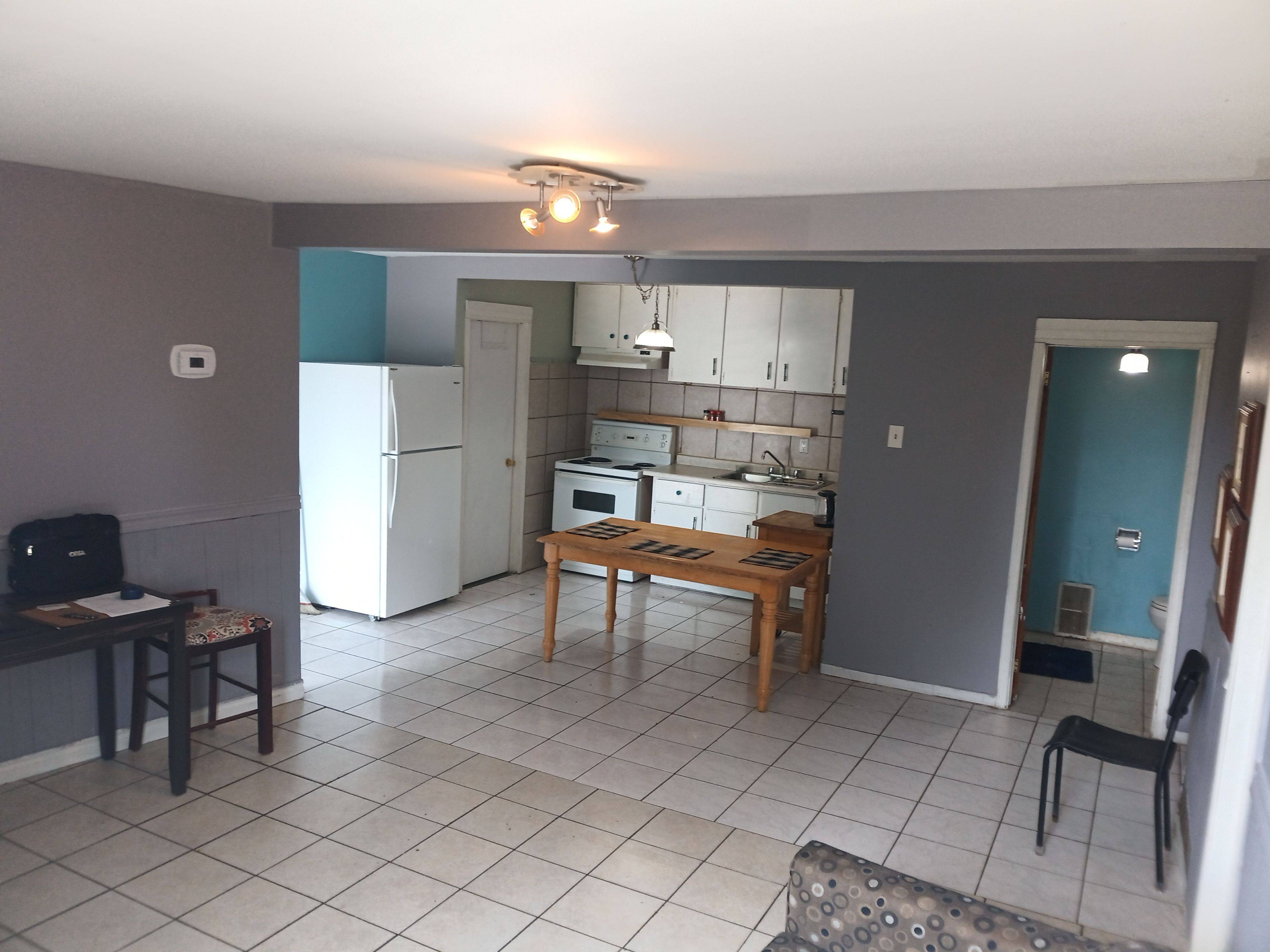 St. Catharines, ON L2R 7K6,526 Queenston ST #4