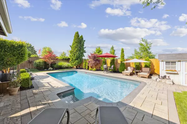 Pickering, ON L1V 3G7,1797 Meadowview AVE
