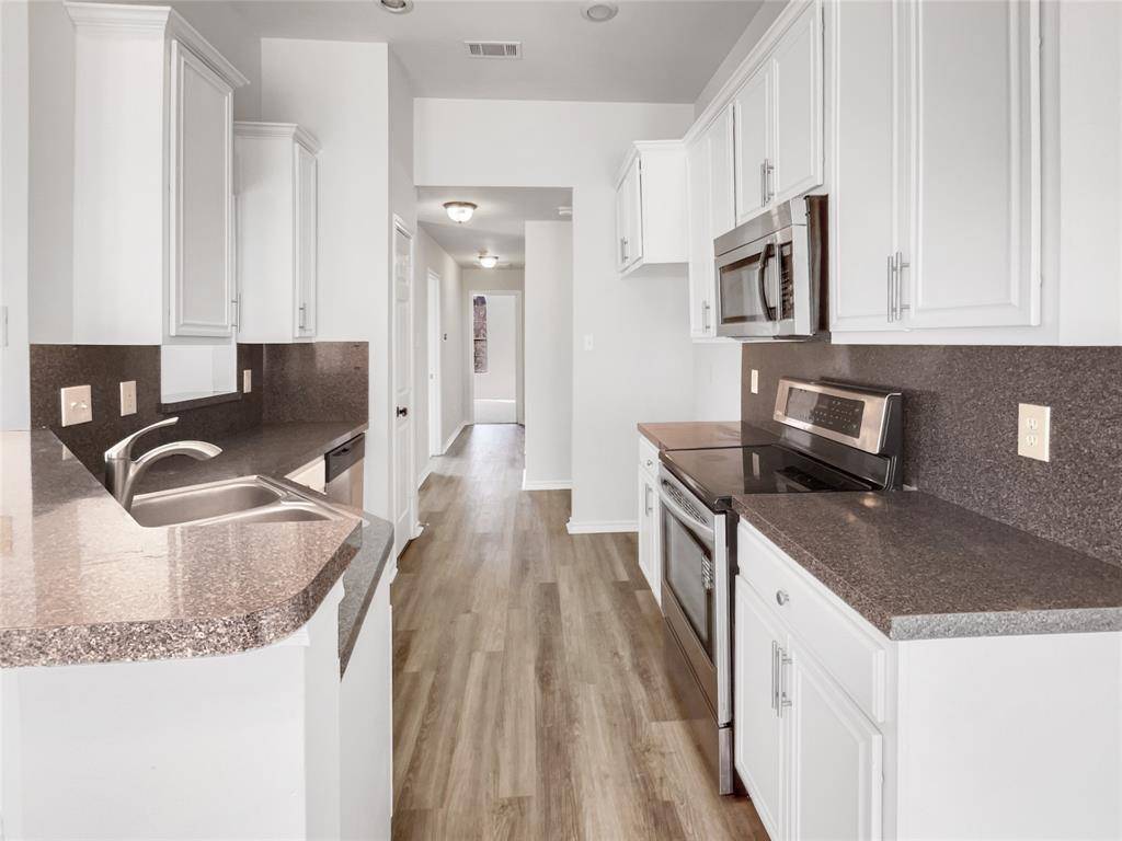 Dallas, TX 75249,6136 Lake Vista Drive
