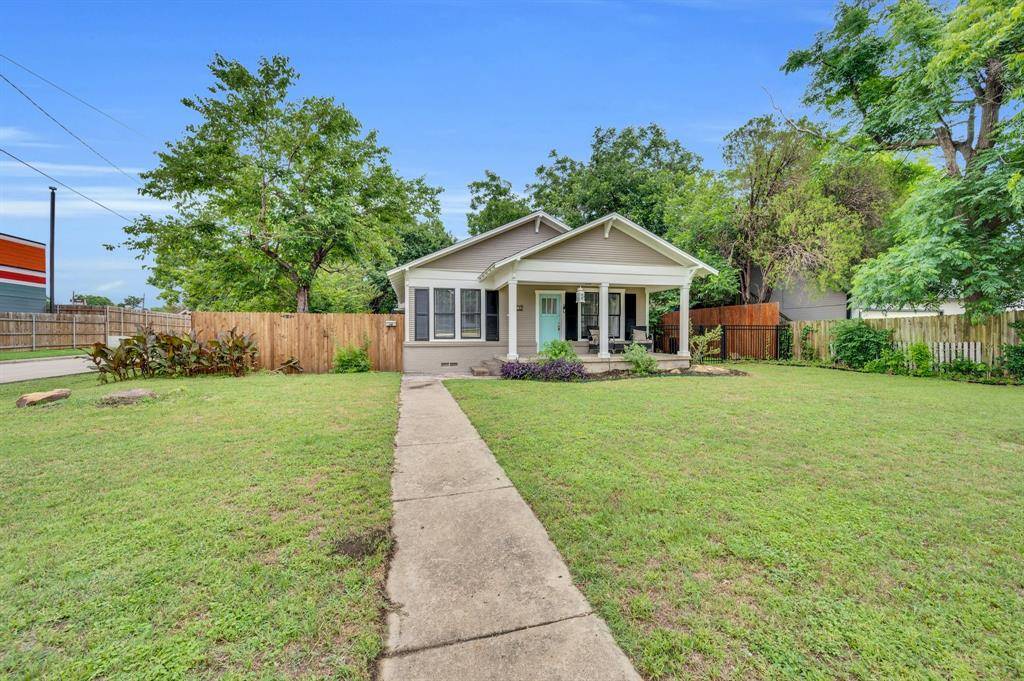 Waxahachie, TX 75165,306 W Ross Street