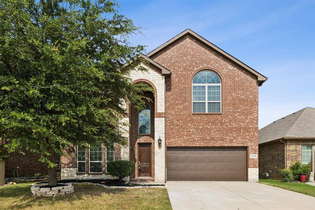 10325 Roatan Trail, Fort Worth, TX 76244