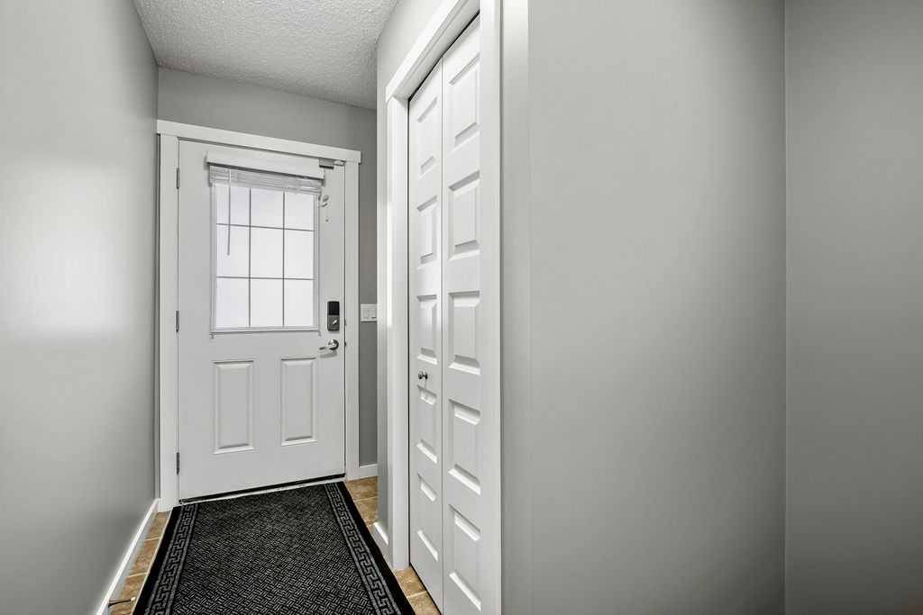 Calgary, AB T3M 2A2,411 Auburn Bay CIR SE