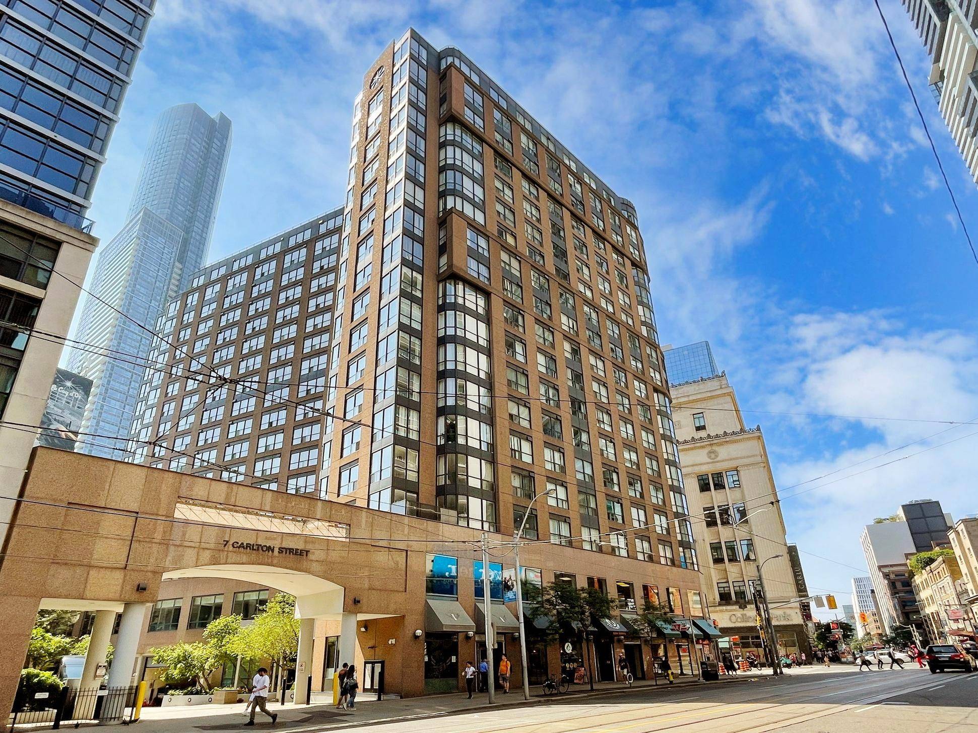 7 Carlton ST #1206, Toronto C08, ON M5B 2M3