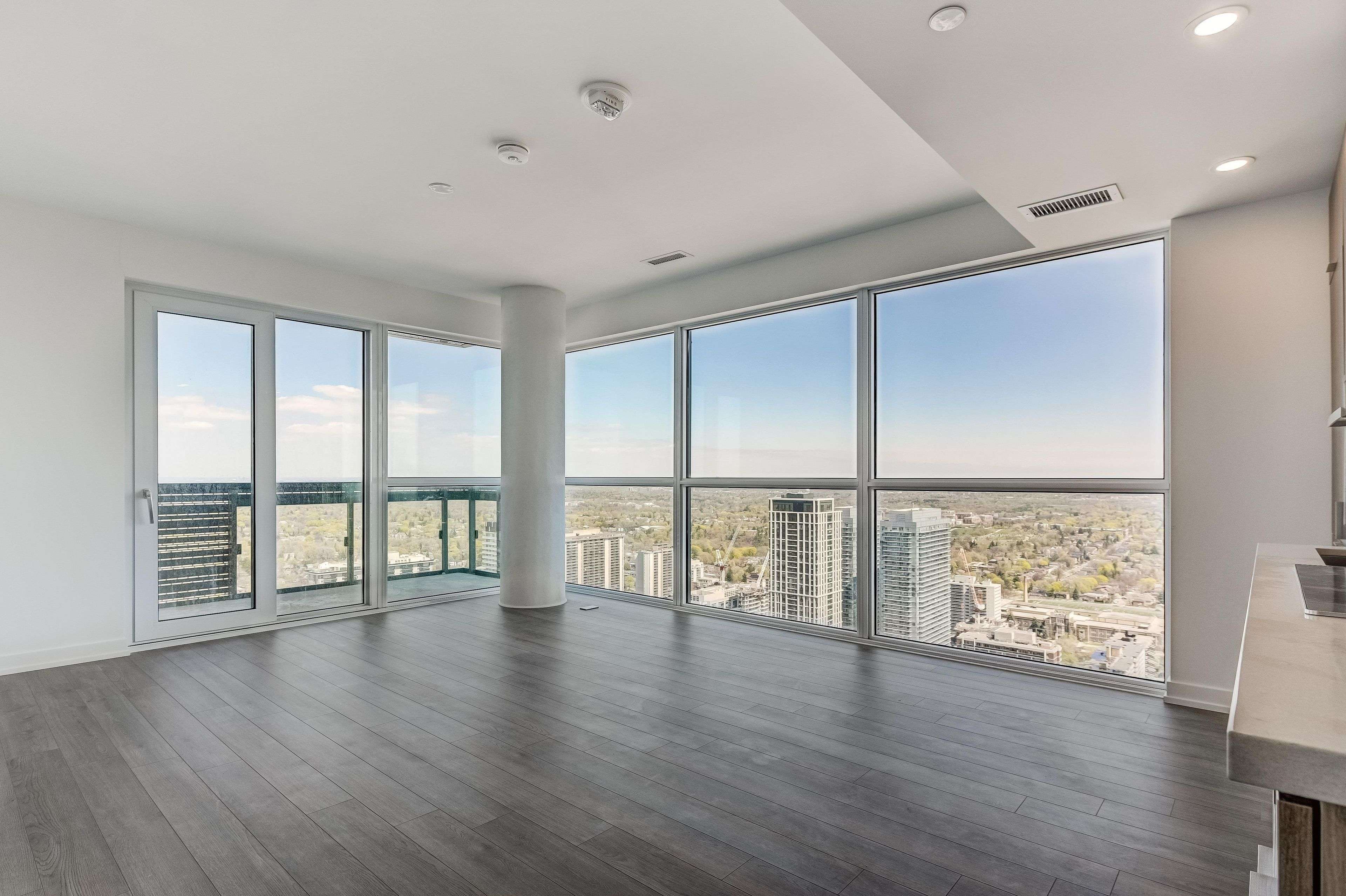 39 Roehampton AVE #4209, Toronto C10, ON M4P 0G1