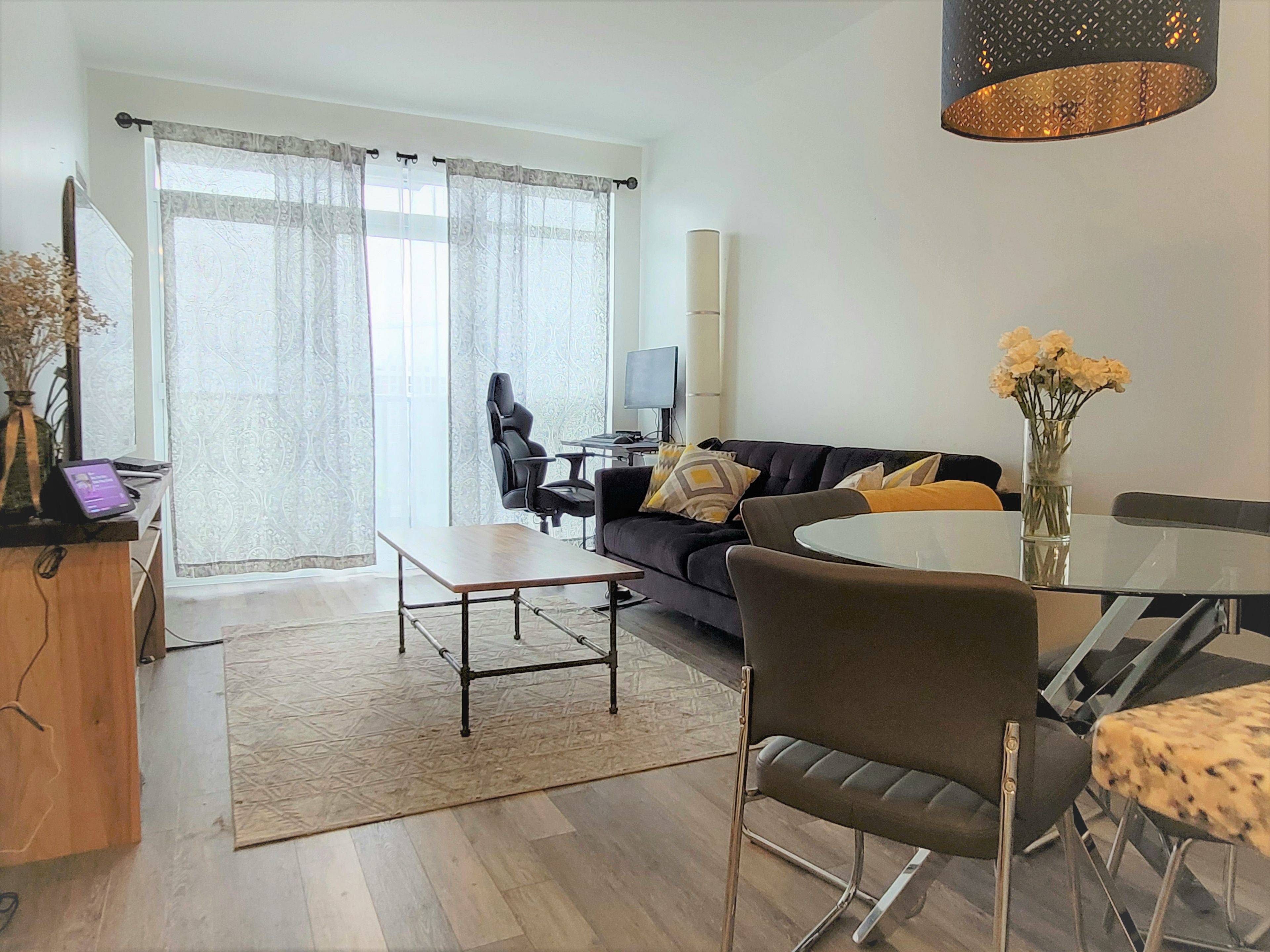 Richmond Hill, ON L4B 0G9,65 Oneida CRES #1405