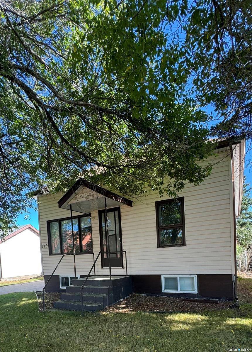Hudson Bay, SK S0E 0Y0,710 Prince STREET