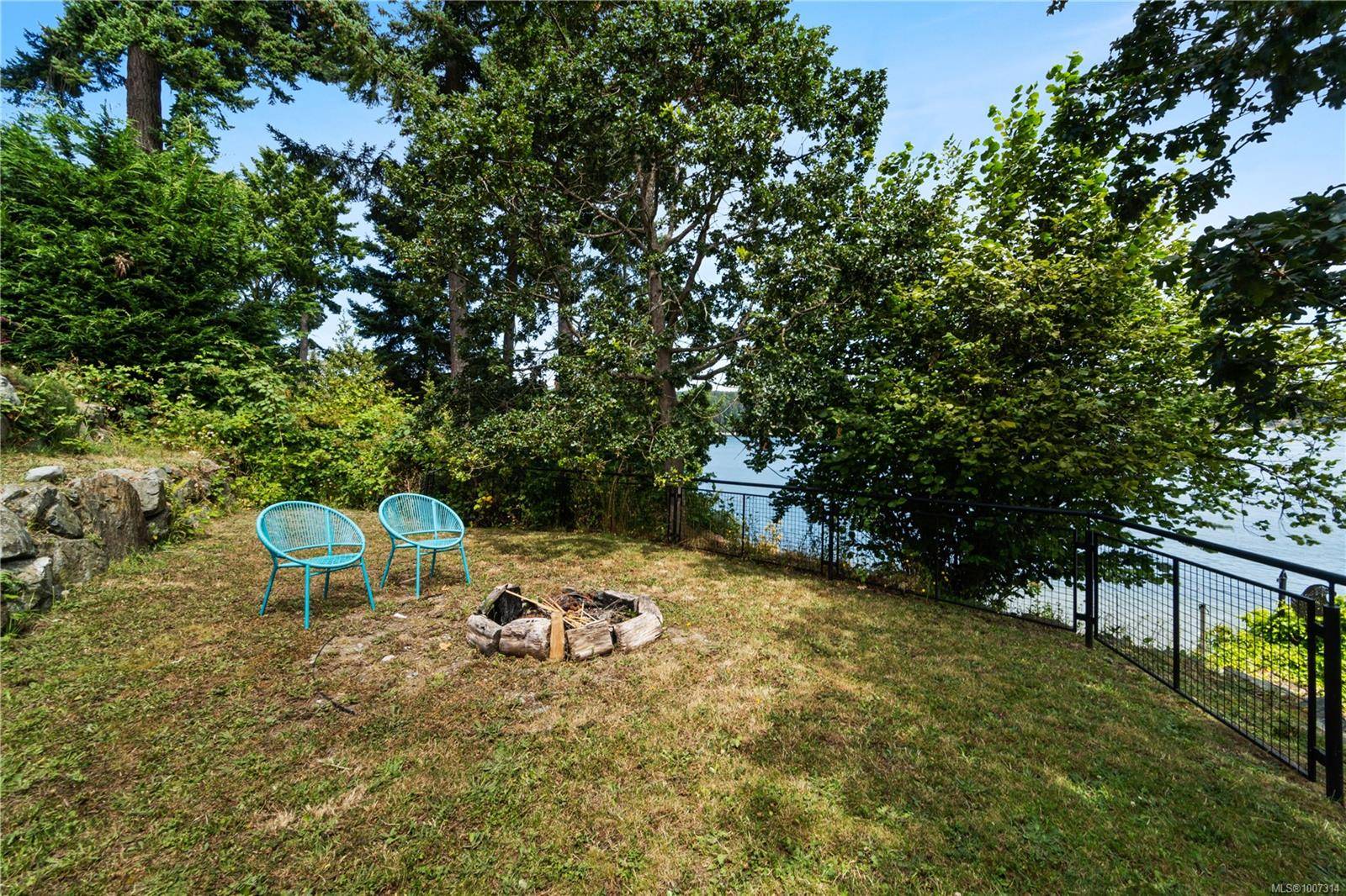 Nanaimo, BC V9X 1P5,1424 Seaspray Blvd