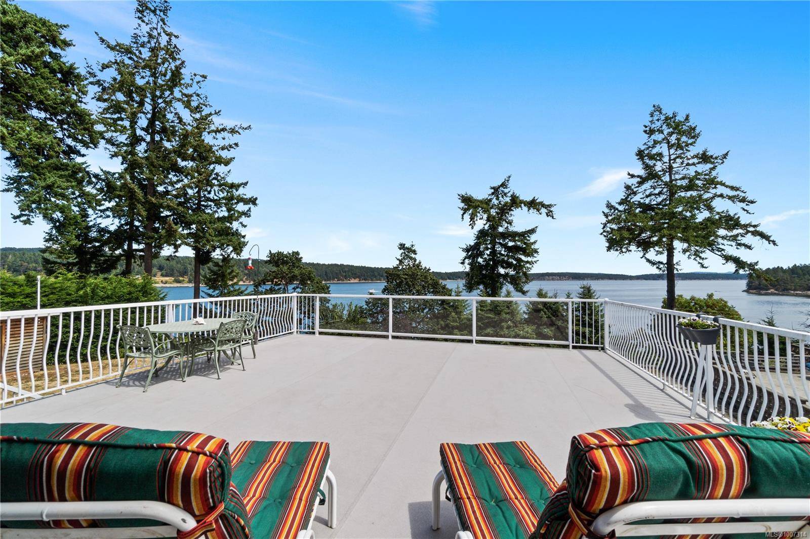 1424 Seaspray Blvd, Nanaimo, BC V9X 1P5