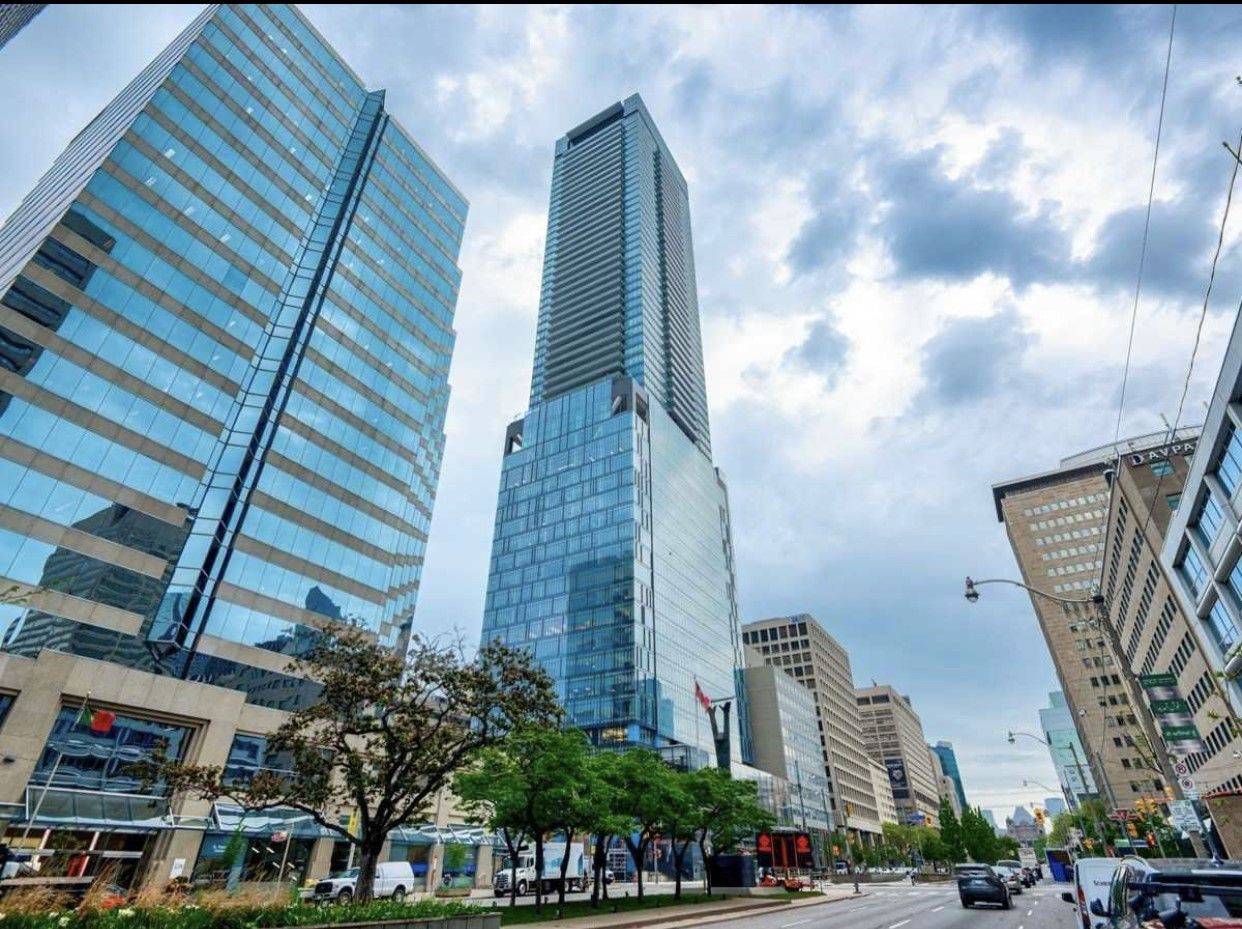 488 University AVE #5112, Toronto C01, ON M1G 0C1