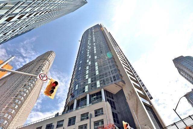 1 The Esplanade N/A #2004, Toronto C08, ON M5E 0A8
