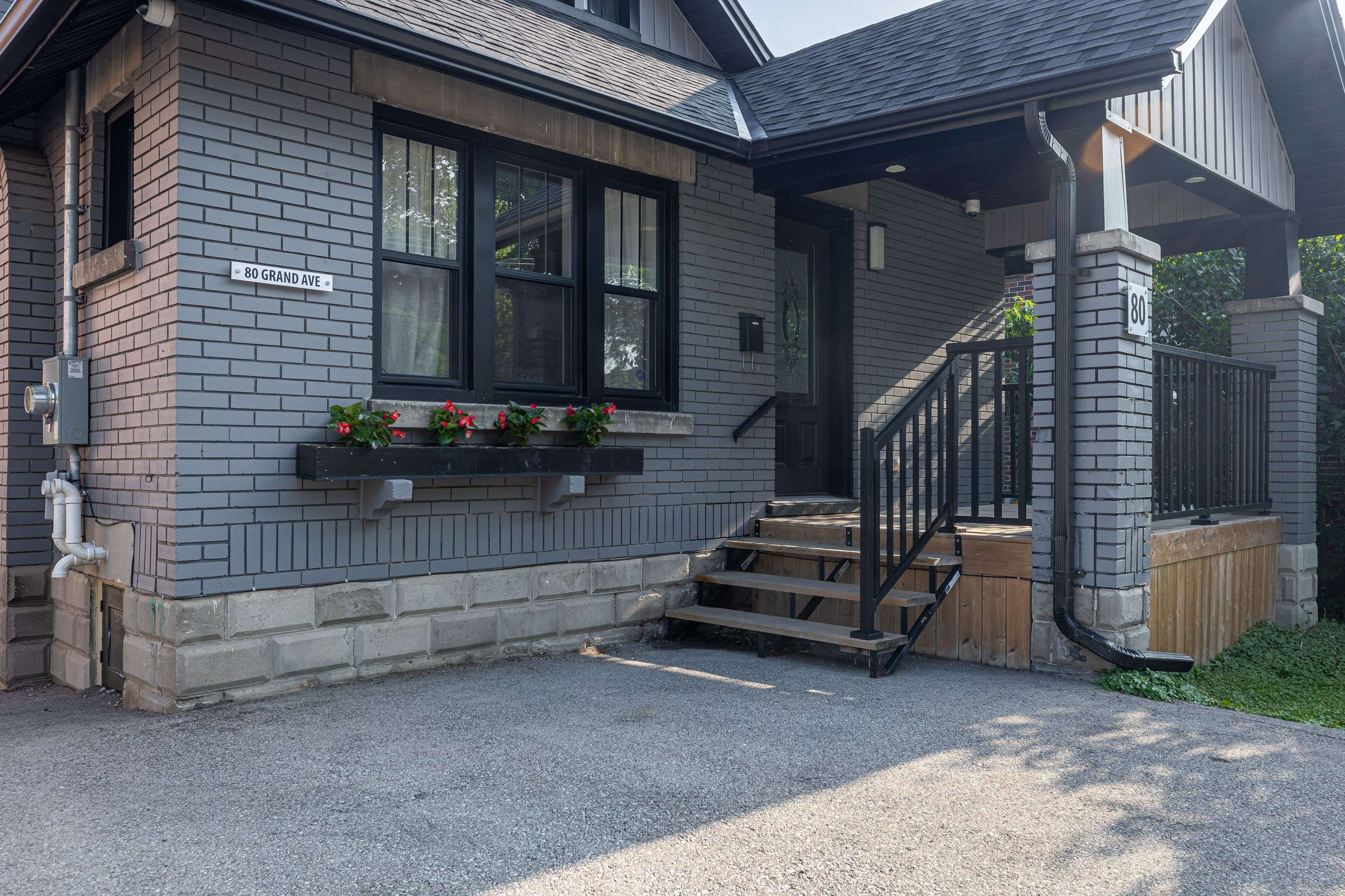 London South, ON N6C 1L7,80 Grand AVE