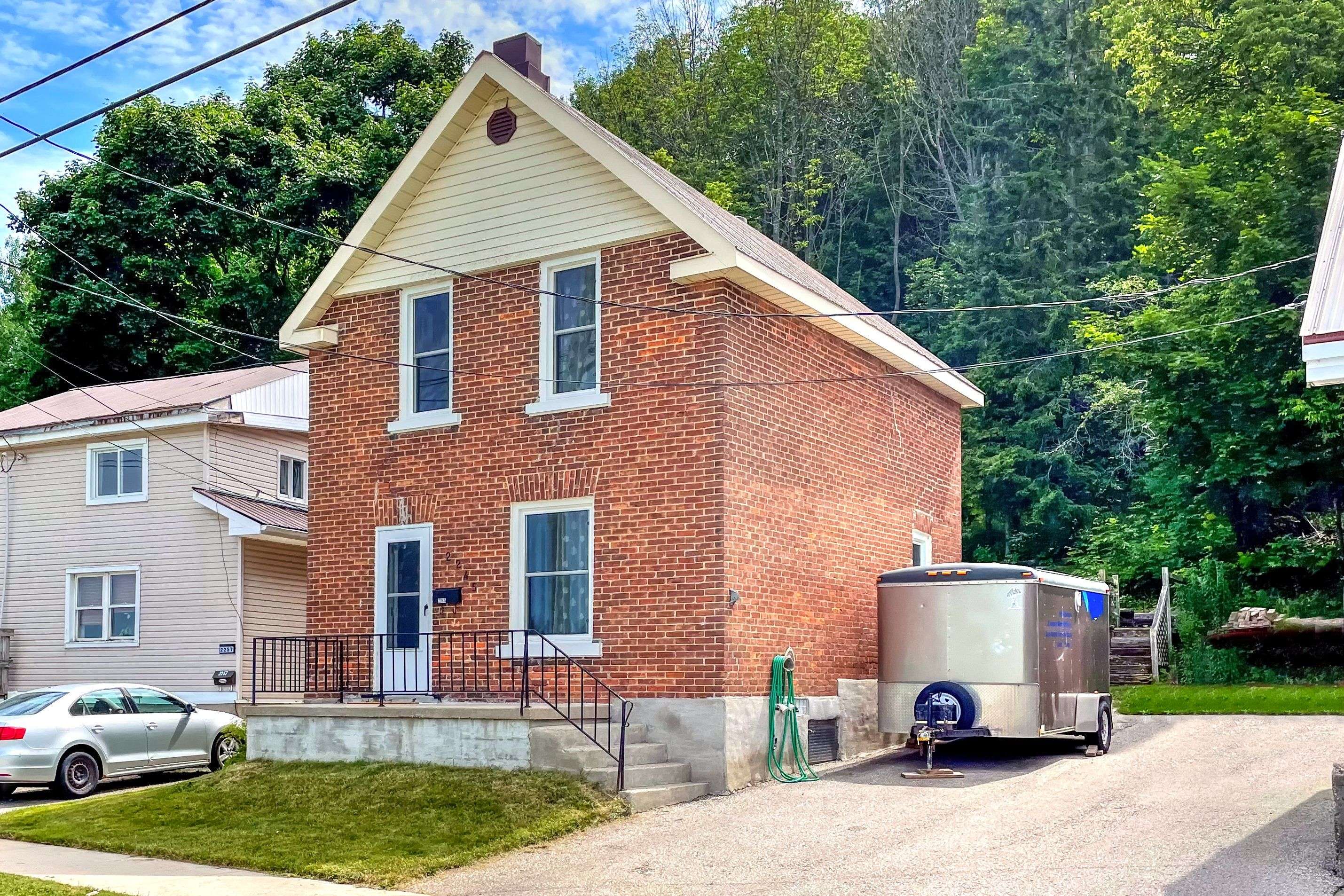 2245 3rd AVE E, Owen Sound, ON N4K 2M5