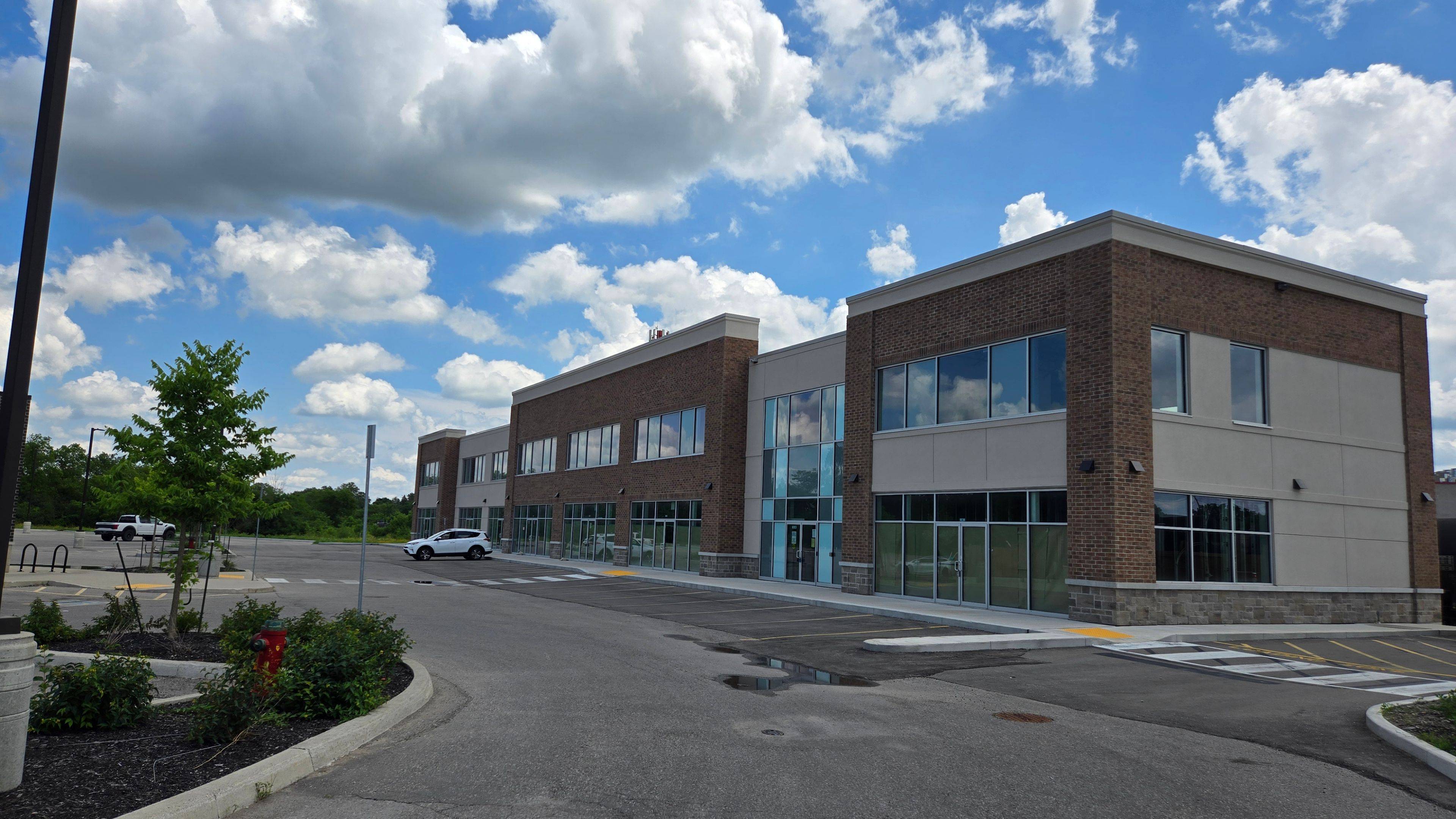 561 York RD #203, Guelph, ON N1E 3J3