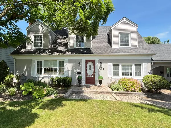 Orillia, ON L3V 5A6,374 Peter ST