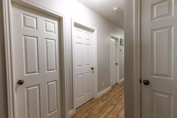 Kitchener, ON N2E 0E3,38 Howe DR #6B