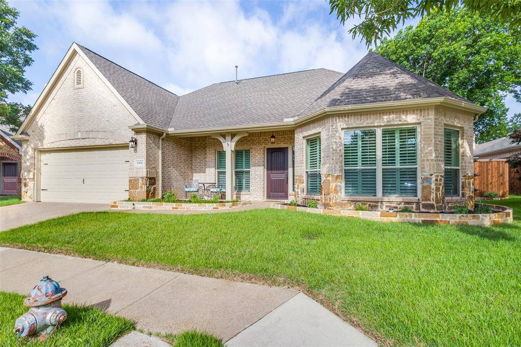 1908 Thompson Court, Flower Mound, TX 75028
