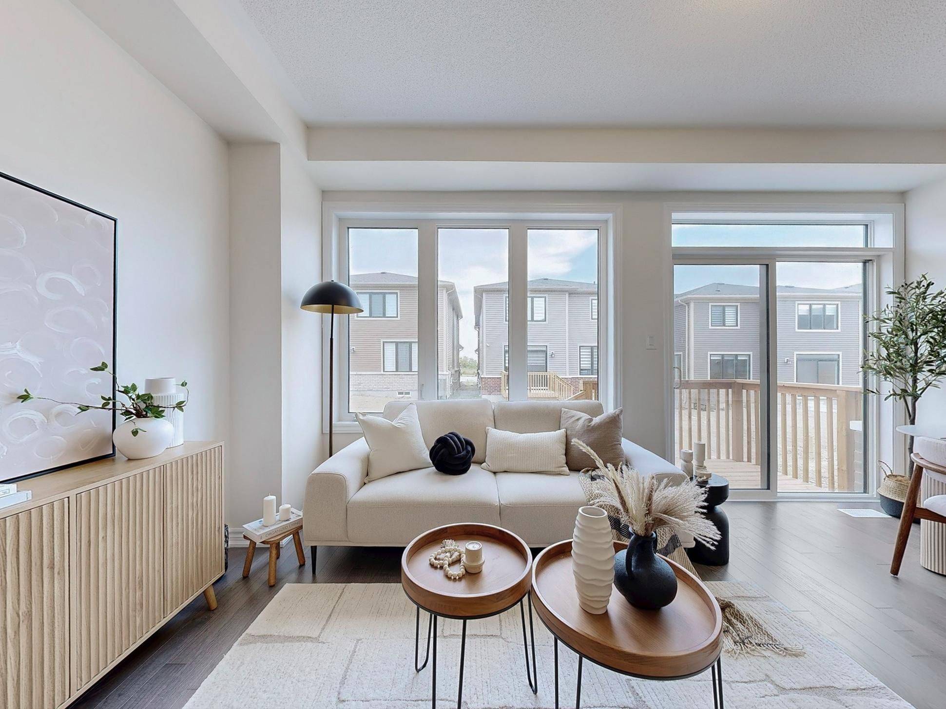 Oshawa, ON L1K 0E2,675 Ribstone CT