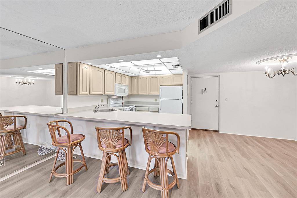 Wilton Manors, FL 33334,3004 NE 5th Ter #111C