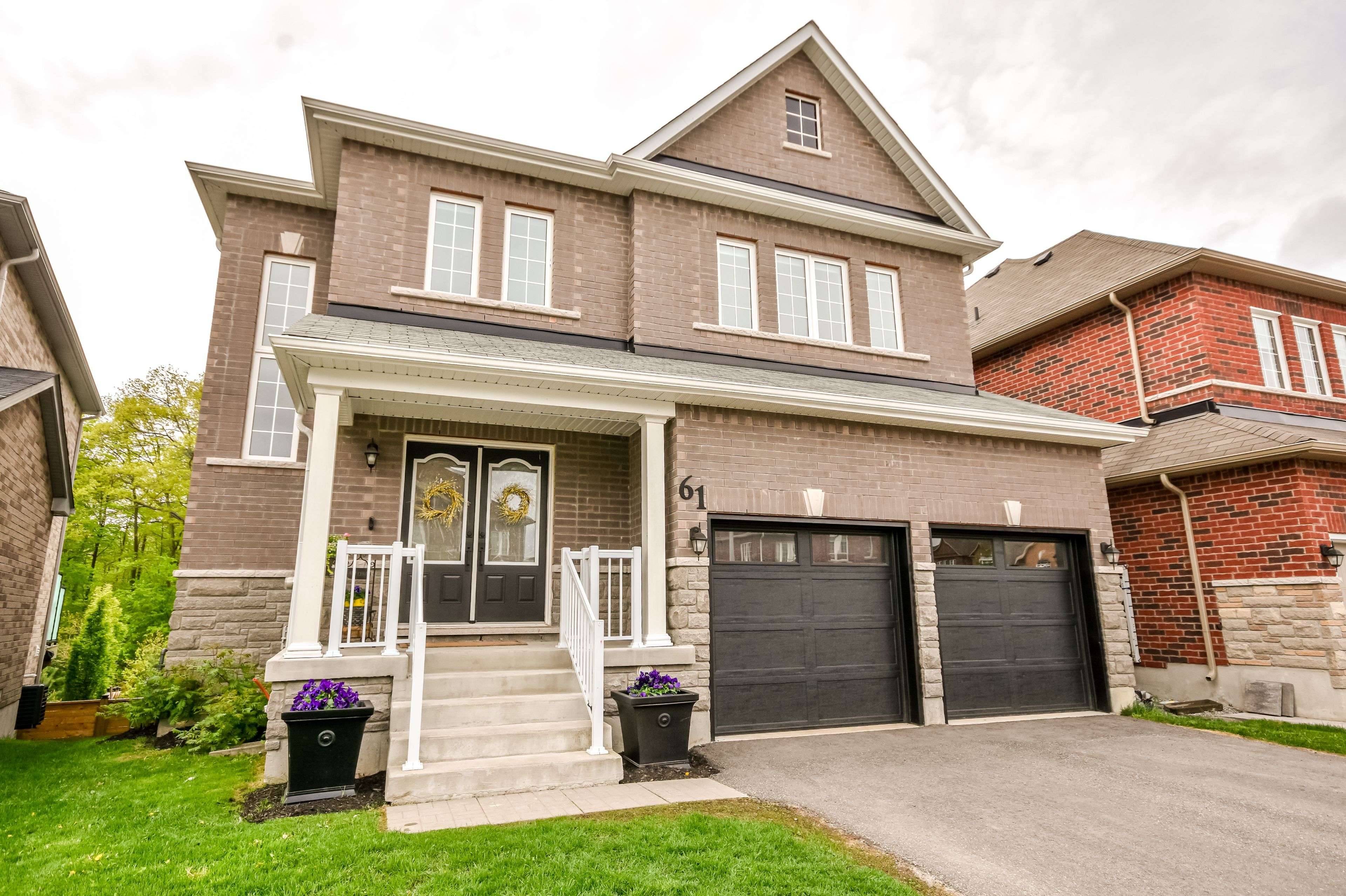 61 Muirfield DR, Barrie, ON L4N 6J9